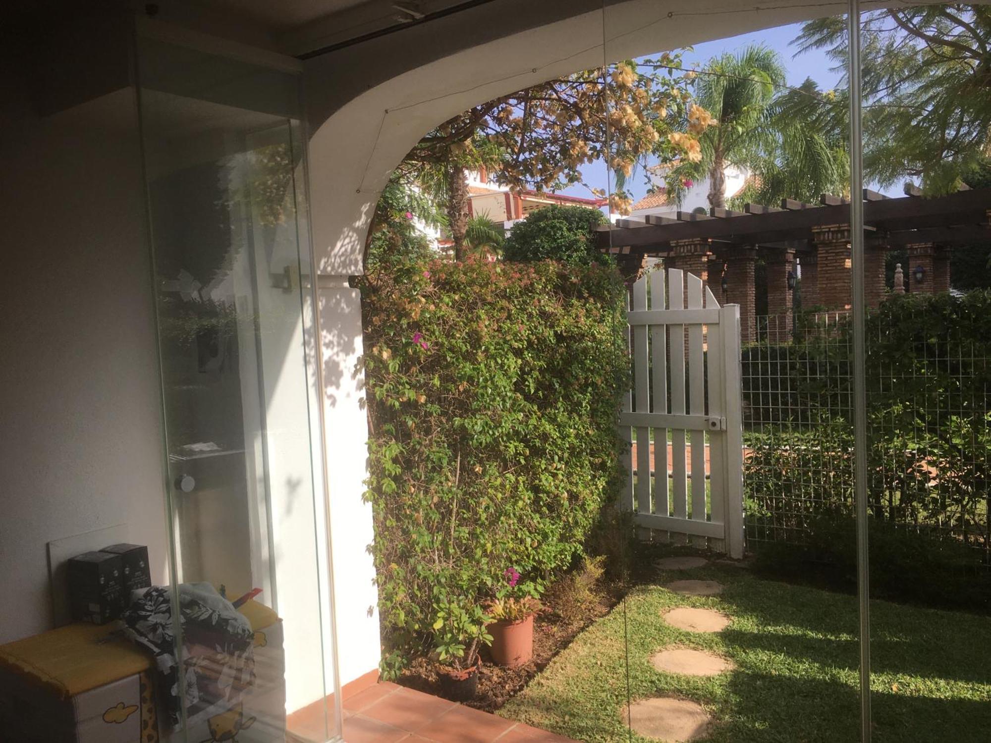 2 Bed Apartment In San Pedro Marbella Exterior foto